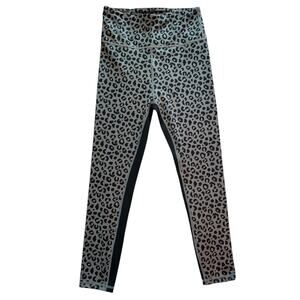 All Fenix Australia Leopard High Rise 7/8 Leggings Gray Black Size Medium NEW